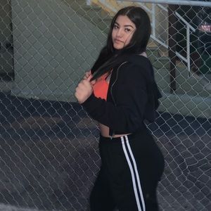 Meet your Posher, Vanessa